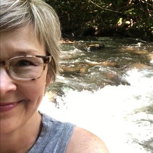 Meet your Posher, Diane